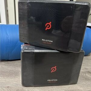 Set of 2 Peloton Black Yoga Blocks